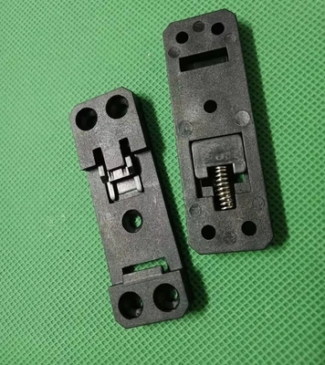 Chine bâti en nylon en plastique d'agrafe de support de rail de vacarme de largeur de 25mm sur le support RB-235 de rail de vacarme de 35mm fournisseur