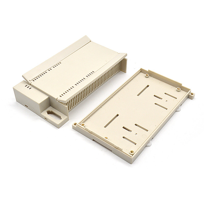 En plastique noir PLC Din Rail Enclosures 179*100*48mm Pour le relais PCB électronique du logement fournisseur