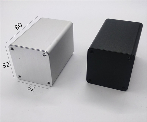 Conception personnalisable Anodisant le métal blanc et noir Aluminium boîtier en aluminium Pour l'équipement de réseau Taille 52 * 52 * 80mm fournisseur