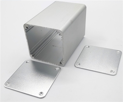 Conception personnalisable Anodisant le métal blanc et noir Aluminium boîtier en aluminium Pour l'équipement de réseau Taille 52 * 52 * 80mm fournisseur